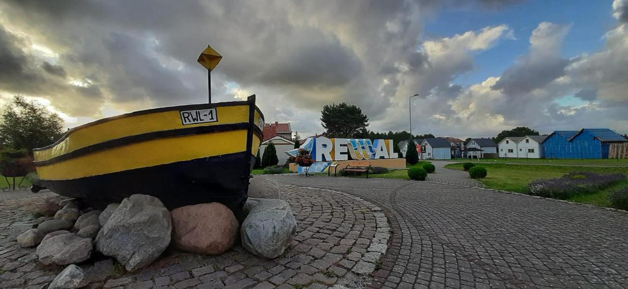 Dom Wczasowy Radosc Rewal Exterior foto