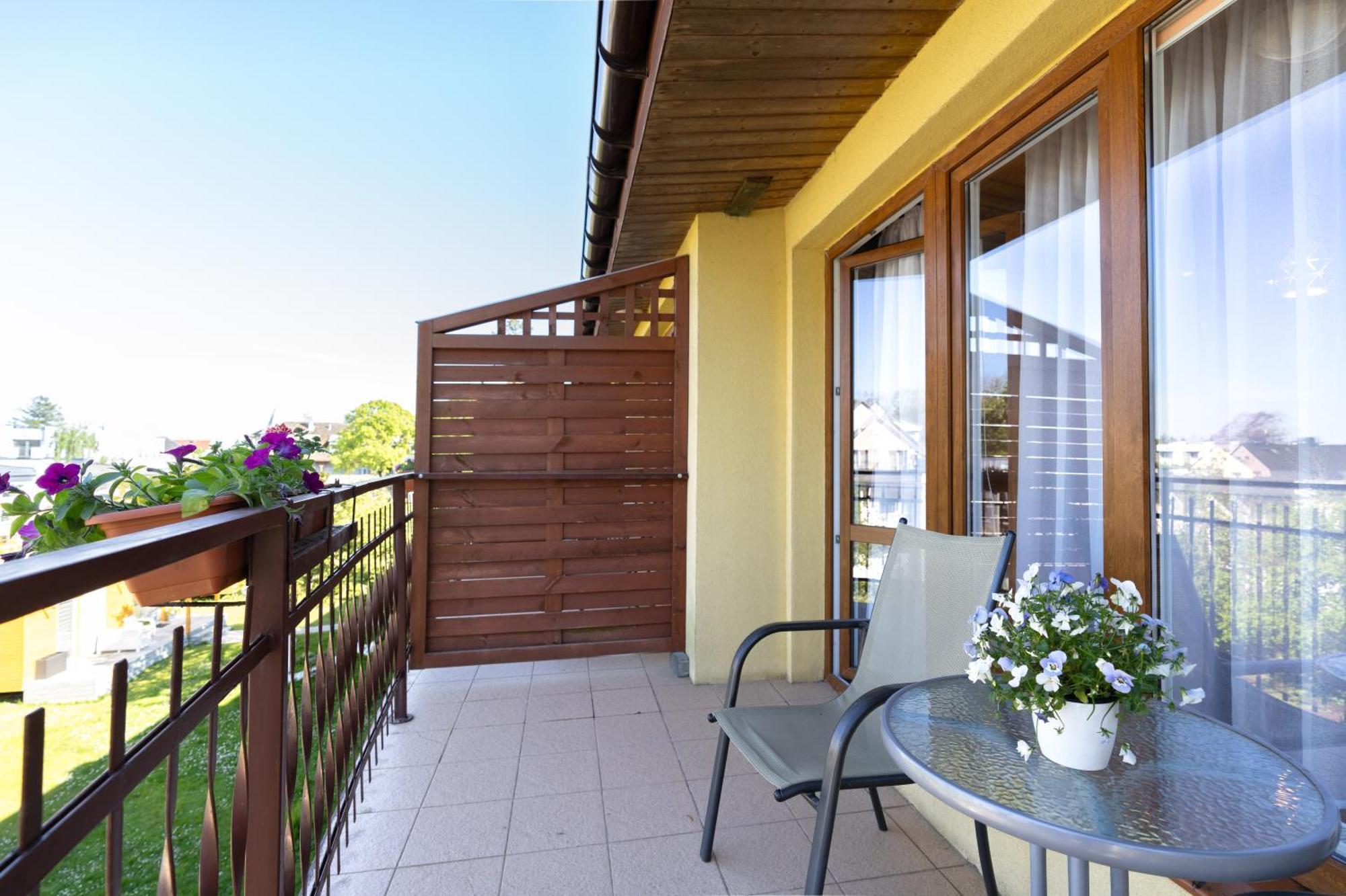 Dom Wczasowy Radosc Rewal Habitación foto
