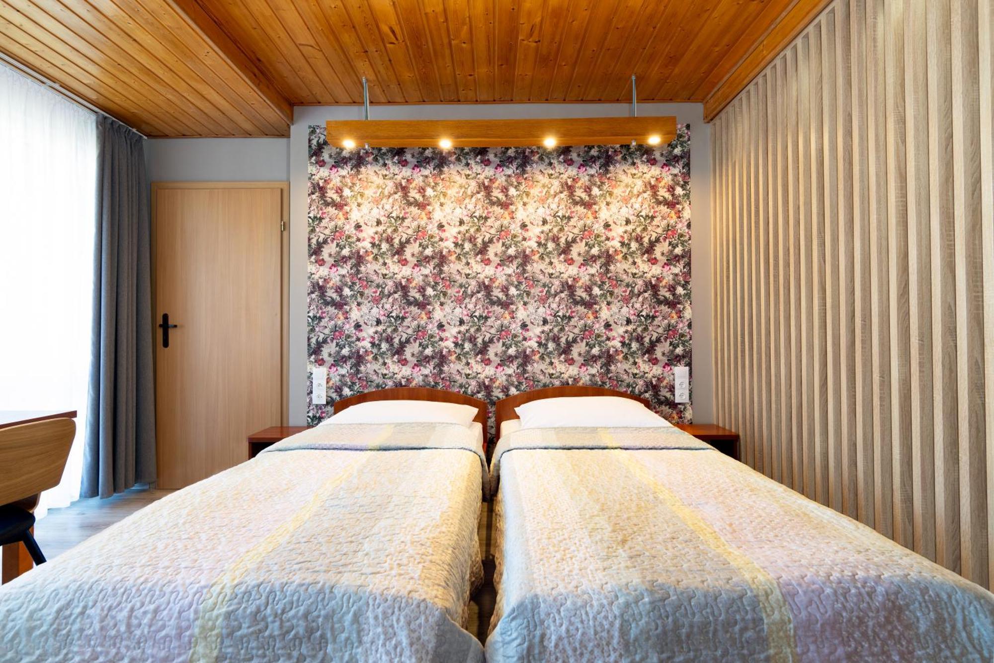 Dom Wczasowy Radosc Rewal Habitación foto